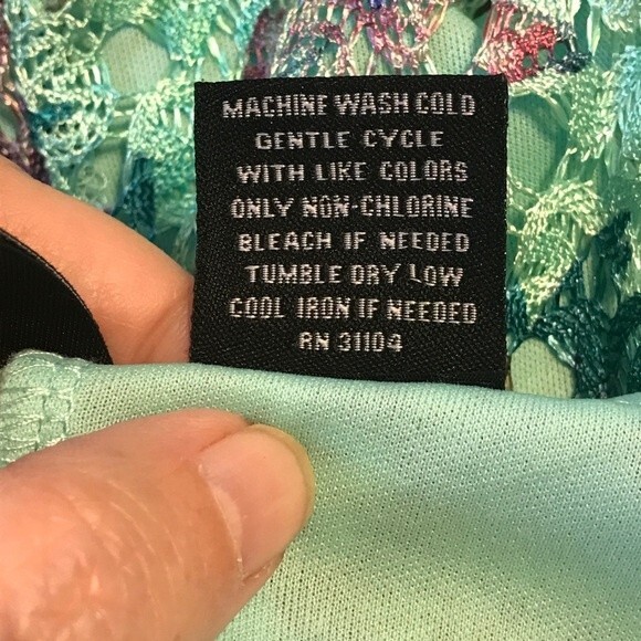 New Directions Blouse with Floral Lace Overlay - Picture 11 of 11